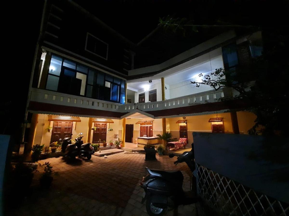 Coco Le Palm Bed & Breakfast Alappuzha ภายนอก รูปภาพ